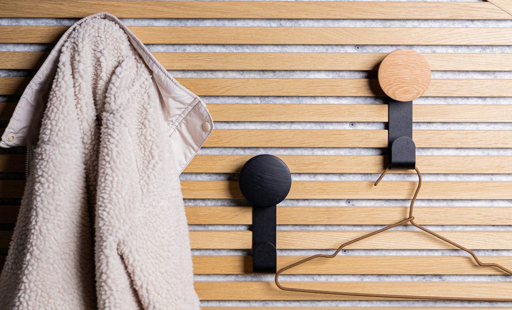 footer-image-create-hangers
